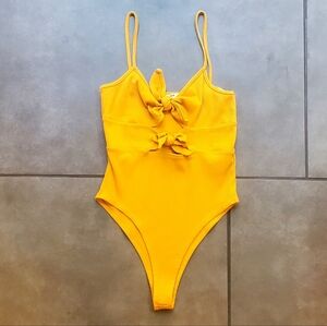 Pull & Bear Ribbed Bodysuit